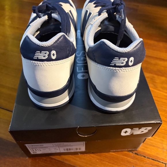 FIGS New Balance 996 - Navy/Cream - Picture 3 of 5